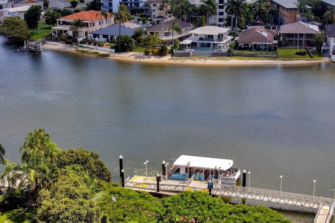 Lejlighed Central And Scenic Riverside Retreat At Surfers Gold Coast